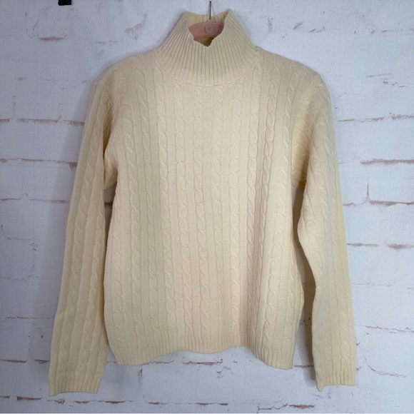 J CREW S 100% Lambswool Cable Knit Sweater Mock Turtleneck Cream Size Small - Picture 10 of 10